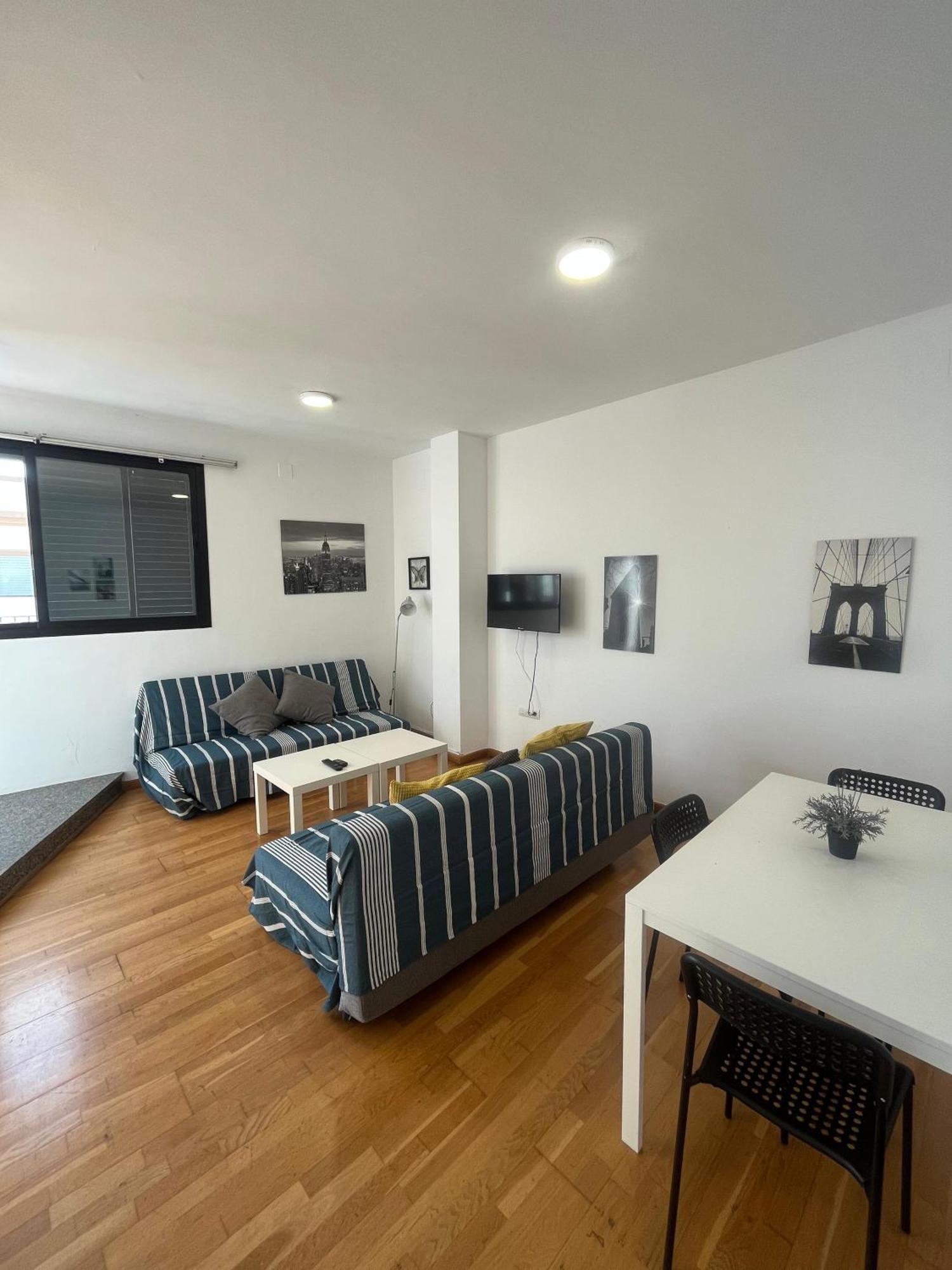 Atico Con Terraza Privada Apartment Seville Ngoại thất bức ảnh